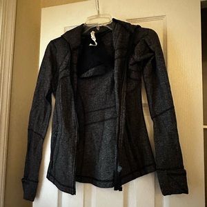 Lululemon Define jacket size 4 black grey herringbone